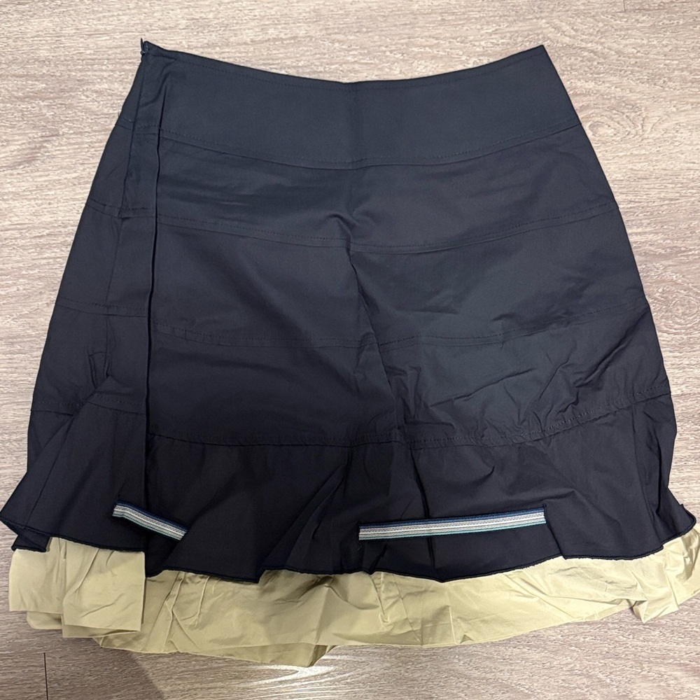 Donis 1920 Women’s Navy Skirt with Zippers and Cream Ruffle Layers - Picture 4 of 4